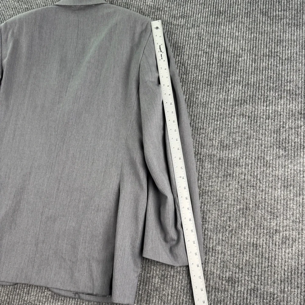 Alfani Suit 42R Gray Stripe Wool Italy Macy's Business Classic 34x30 Formal